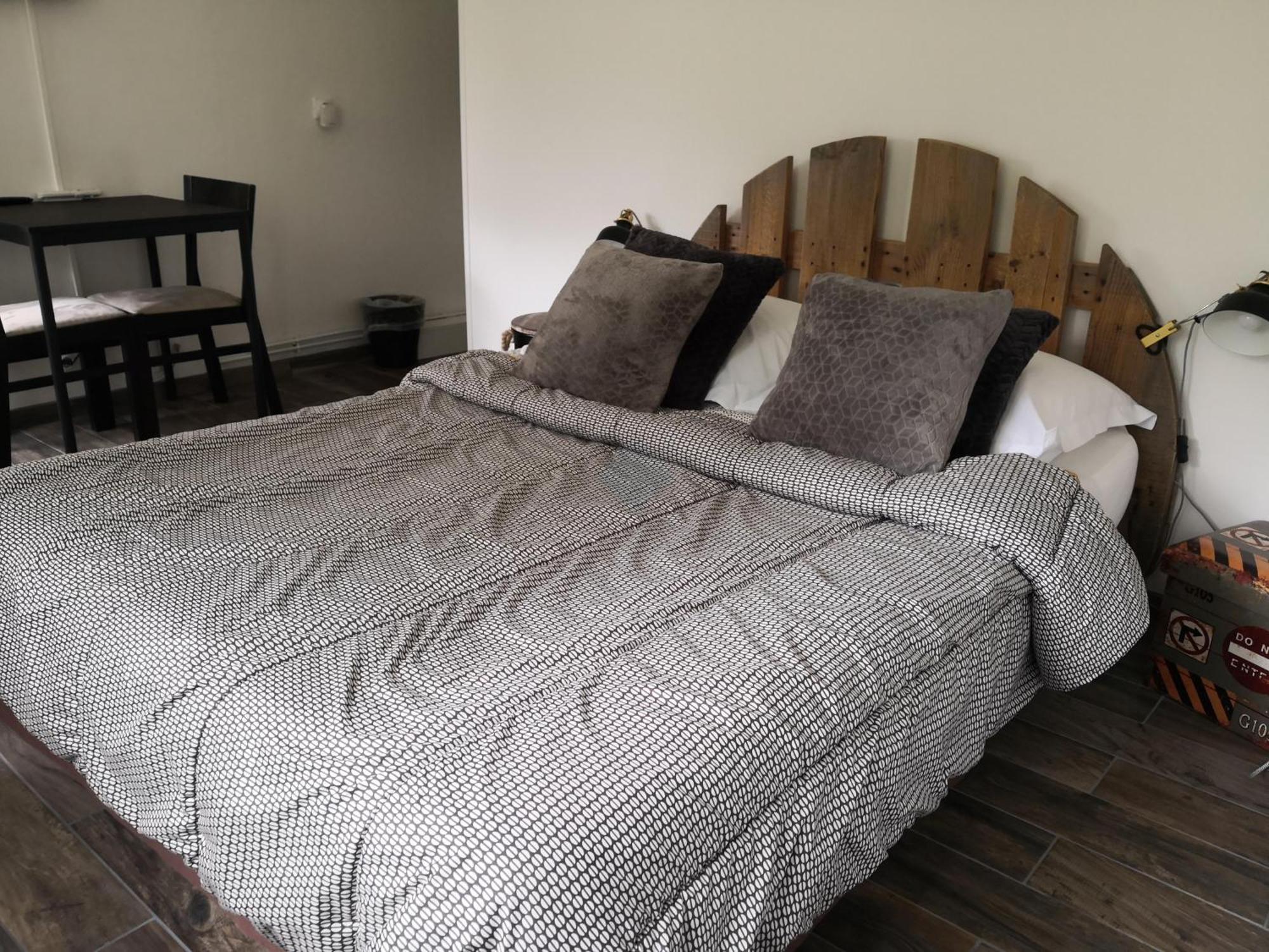 La Rose Des Vents Bed & Breakfast Saint-Germain-sur-Morin Exterior photo